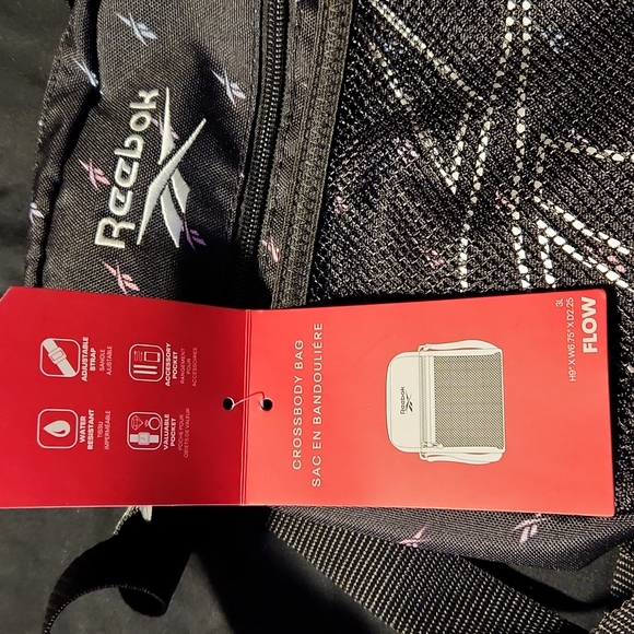 Reebok Crossbody Bag Black with Pink and Blue Logos Brand New with Tags - Picture 4 of 5